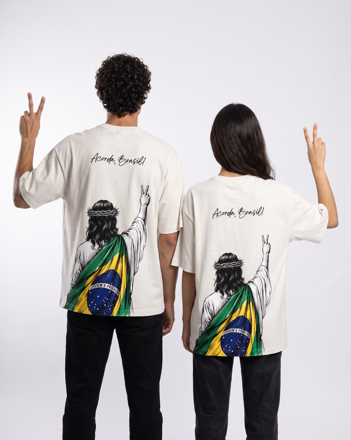 Camiseta Oversized - Acorda, Brasil!