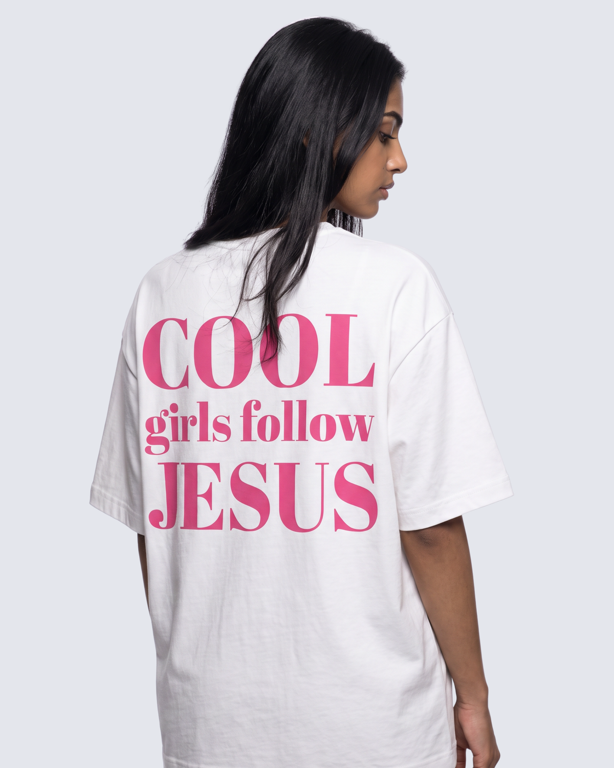 Camiseta Oversized - Cool Girls Follow Jesus