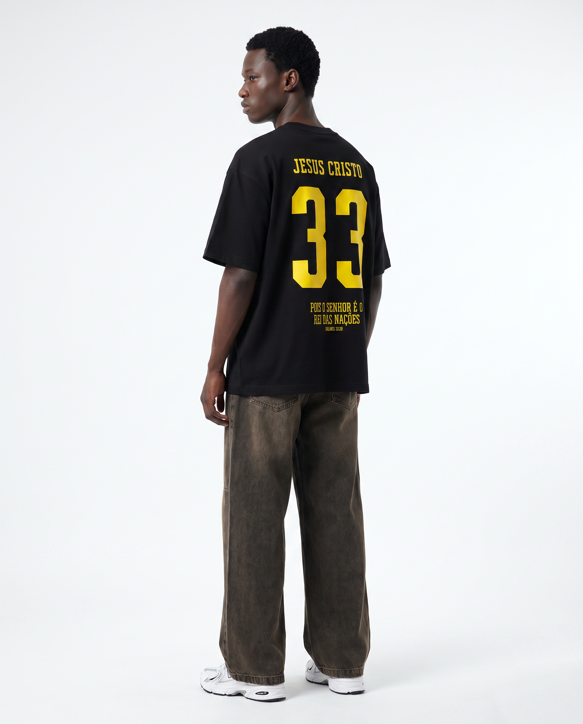 Camiseta Oversized Preta - Rei das Nações