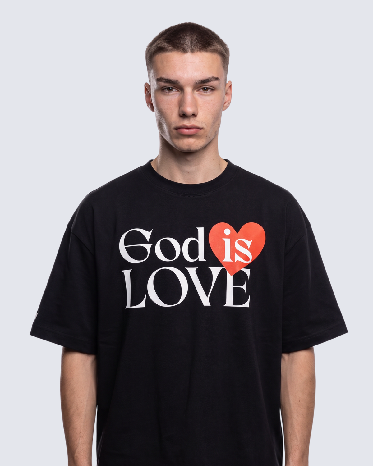 Camiseta Oversized - God is Love