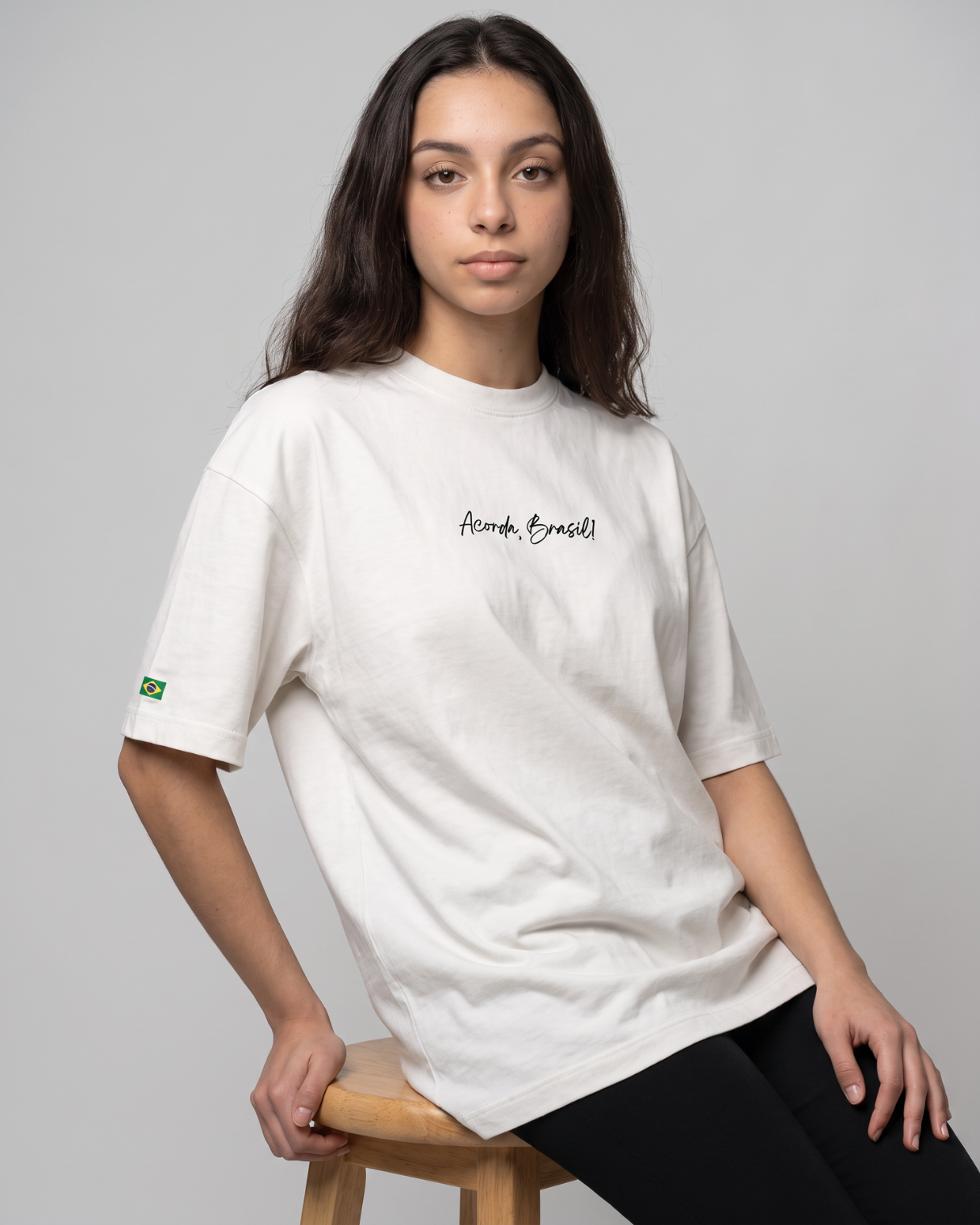 Camiseta Oversized - Acorda, Brasil!