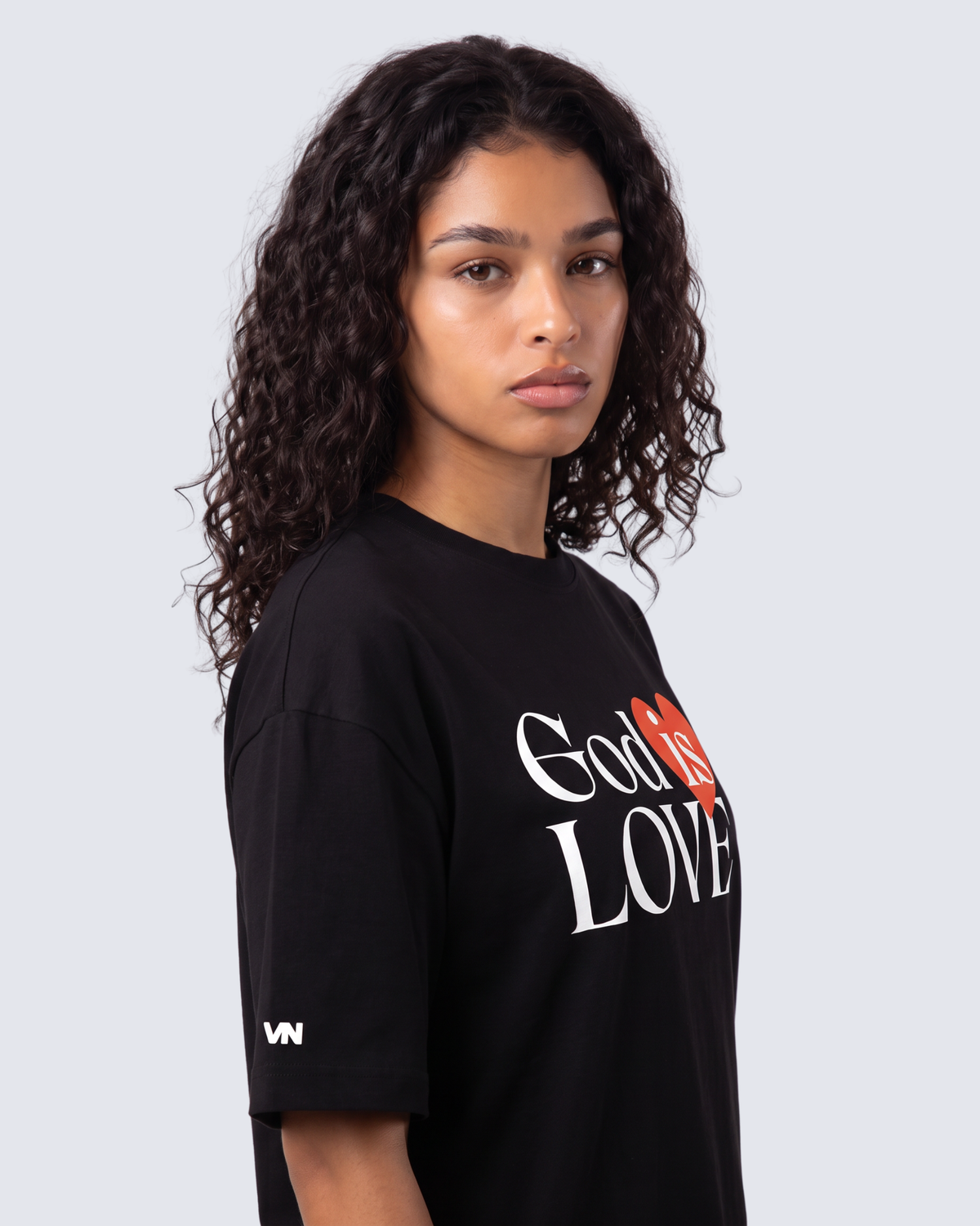 Camiseta Oversized - God is Love