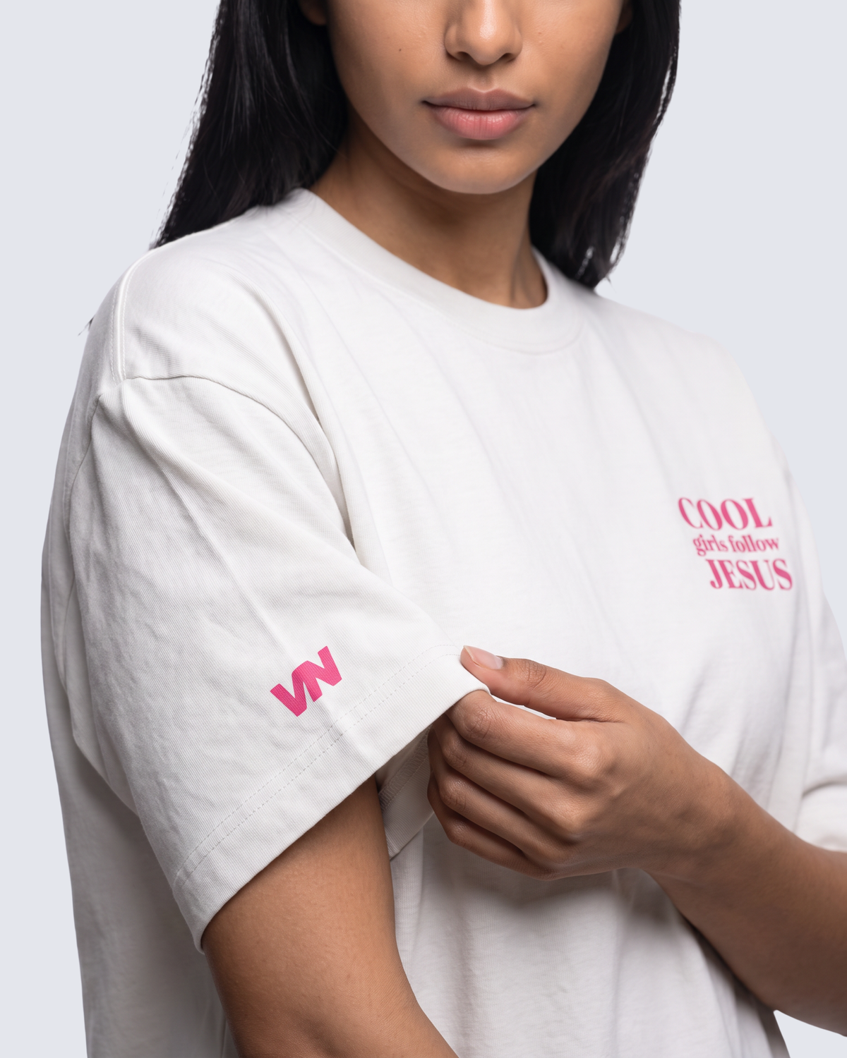 Camiseta Oversized - Cool Girls Follow Jesus