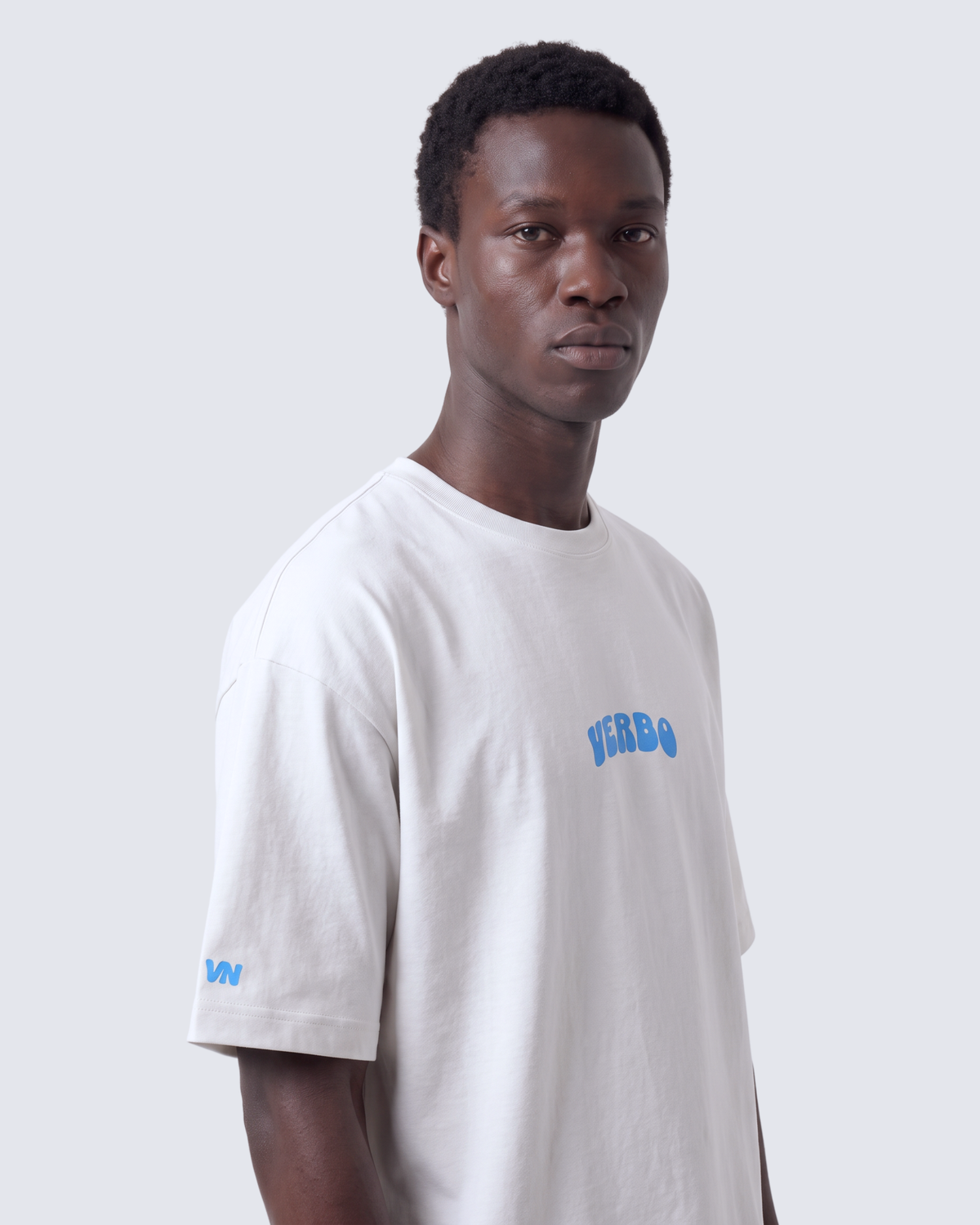 Camiseta Oversized - Jesus Loves You