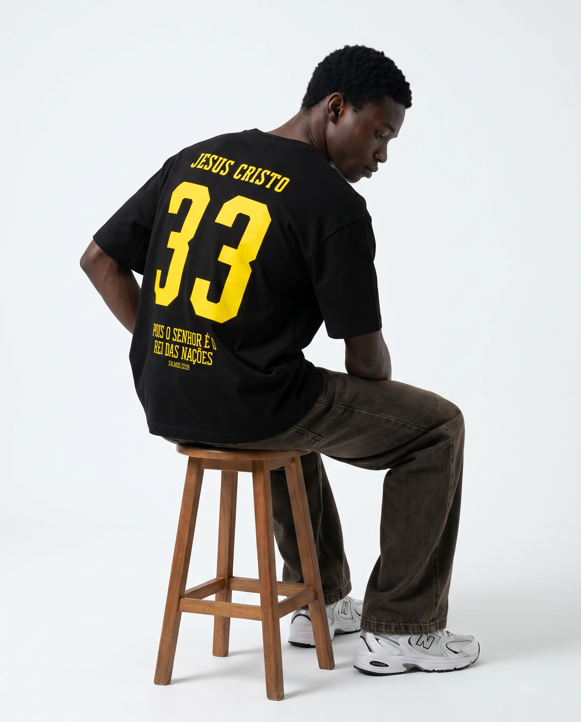 Camiseta Oversized Preta - Rei das Nações
