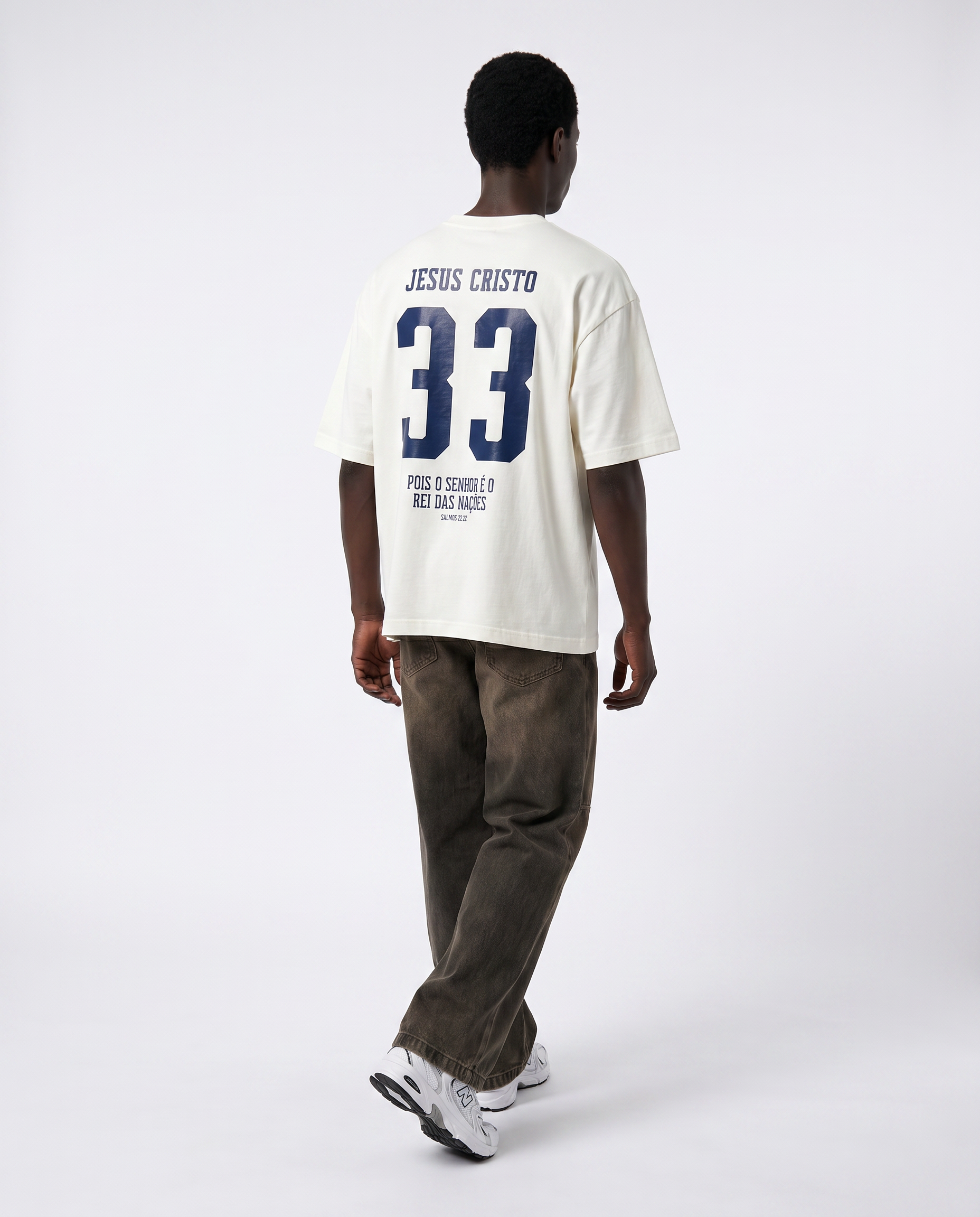Camiseta Oversized OffWhite - Rei das Nações