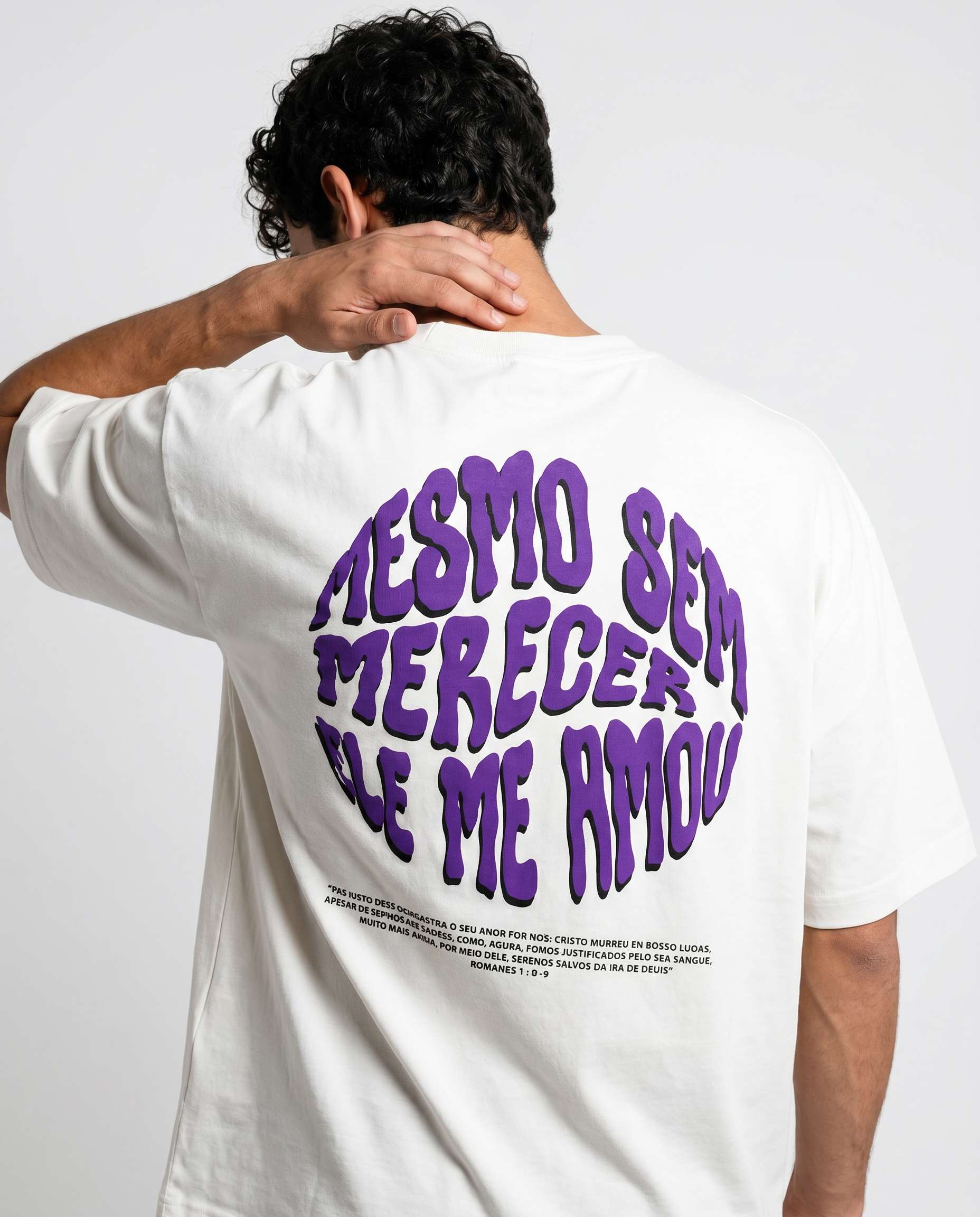 Camiseta Oversized - Ele me amou (OffWhite)