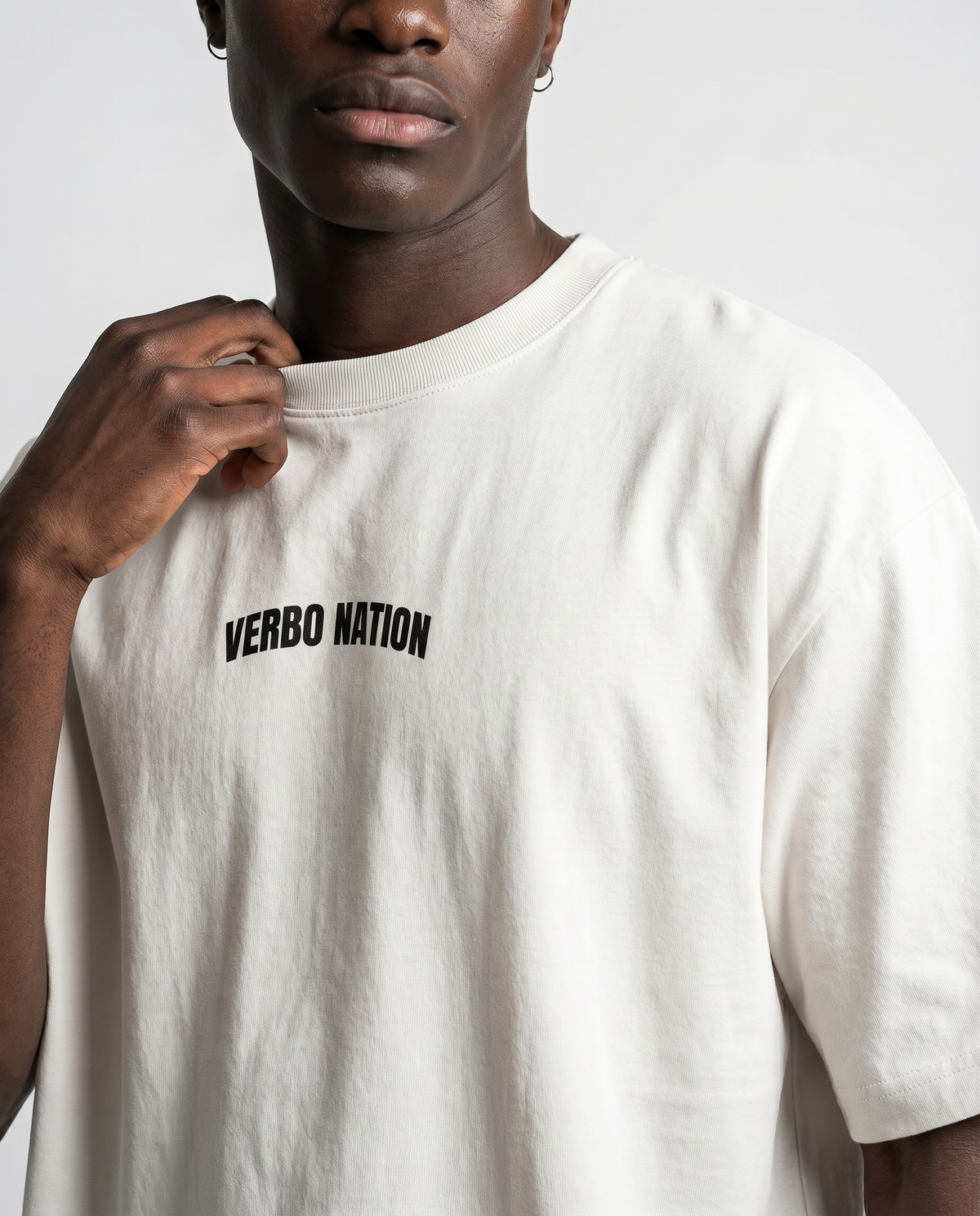 Camiseta Oversized - Jesus Began (OffWhite)