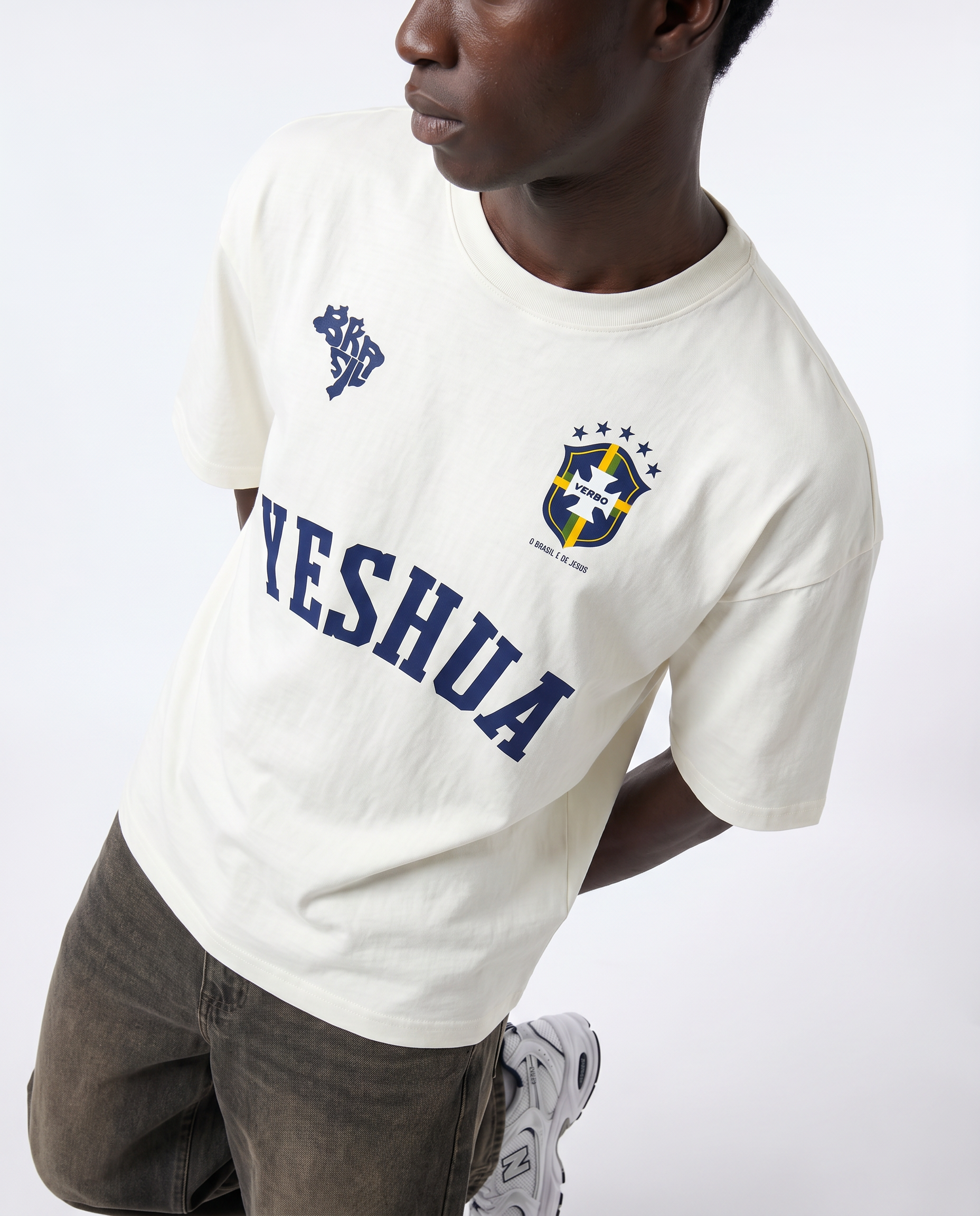 Camiseta Oversized OffWhite - Rei das Nações